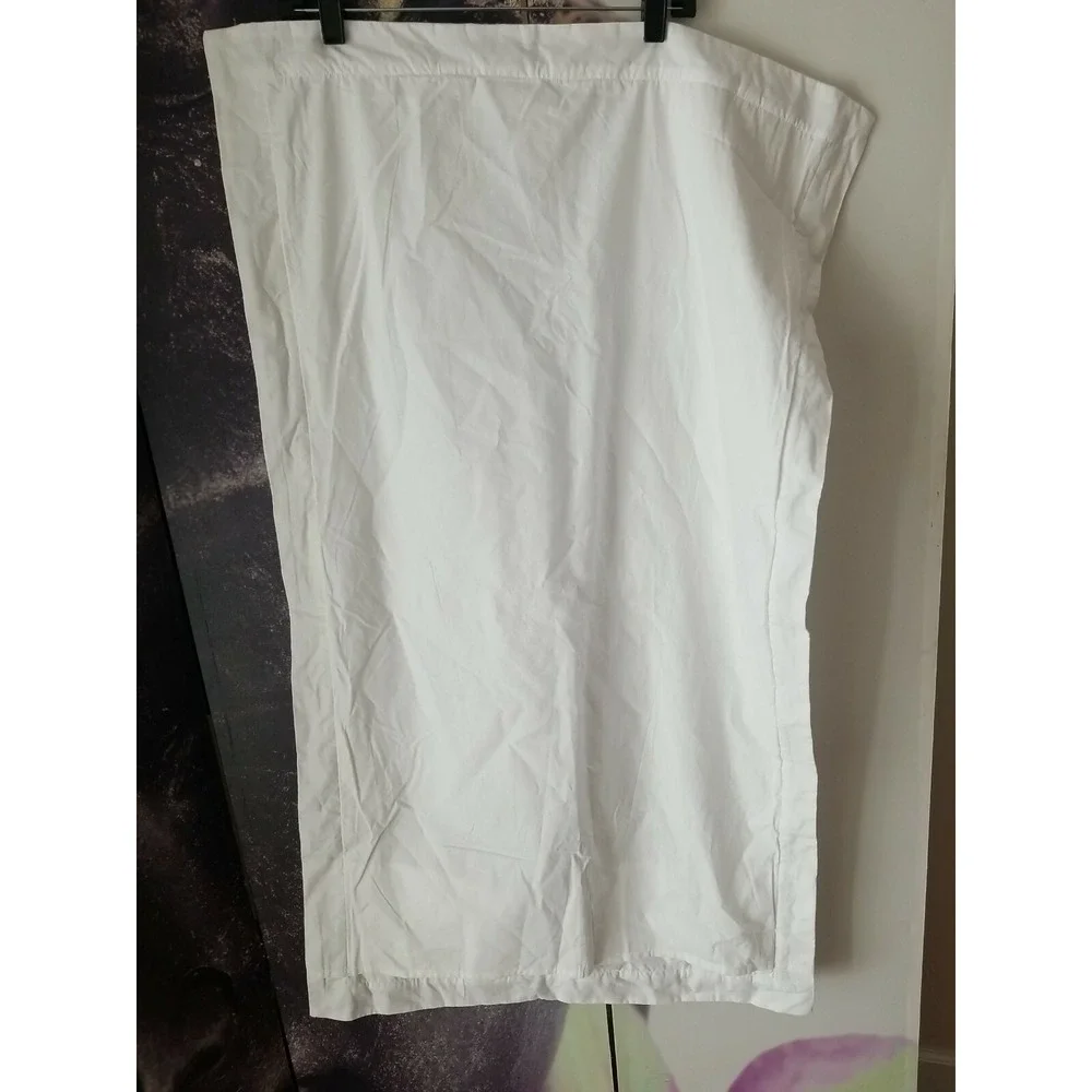 NWOT 1 PURE HOTEL White Blue Silver‎ Embroidered Frame Cotton King Sham
